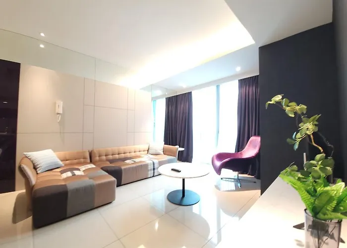 Pillows Plus Verve Suites Old Klang Road